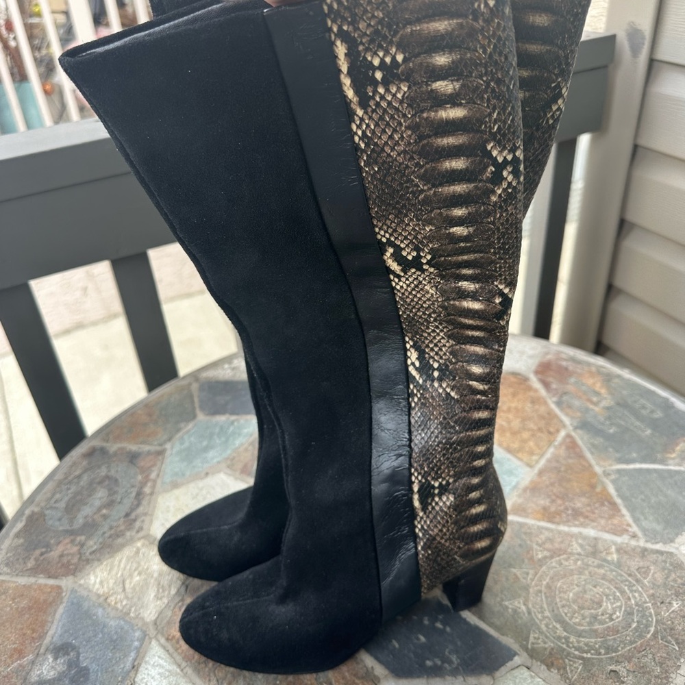 Jessica  Simpson genuine leather and man made upper Black and snake skin boots